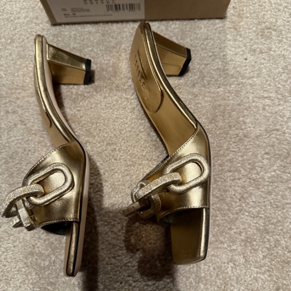 Serena Uziyel Shoes - Picture 4 of 9